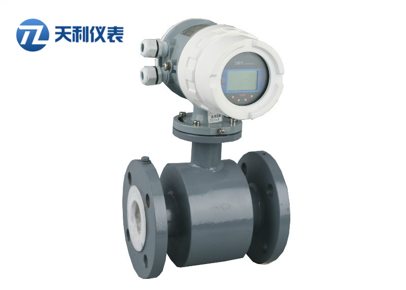 智能一體型電磁流量計.jpg 智能一體型電磁流量計.jpg